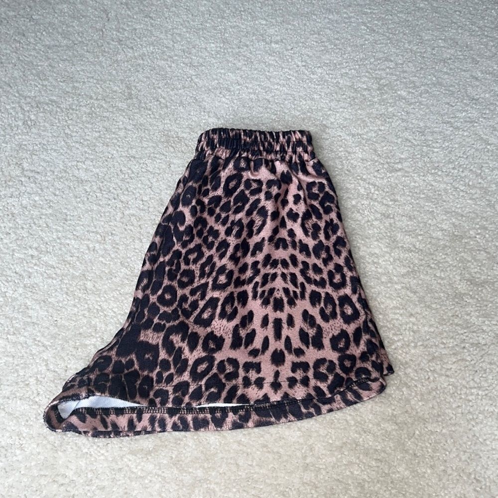 FOREVER21 Cheetah Shorts - Picture 2 of 5